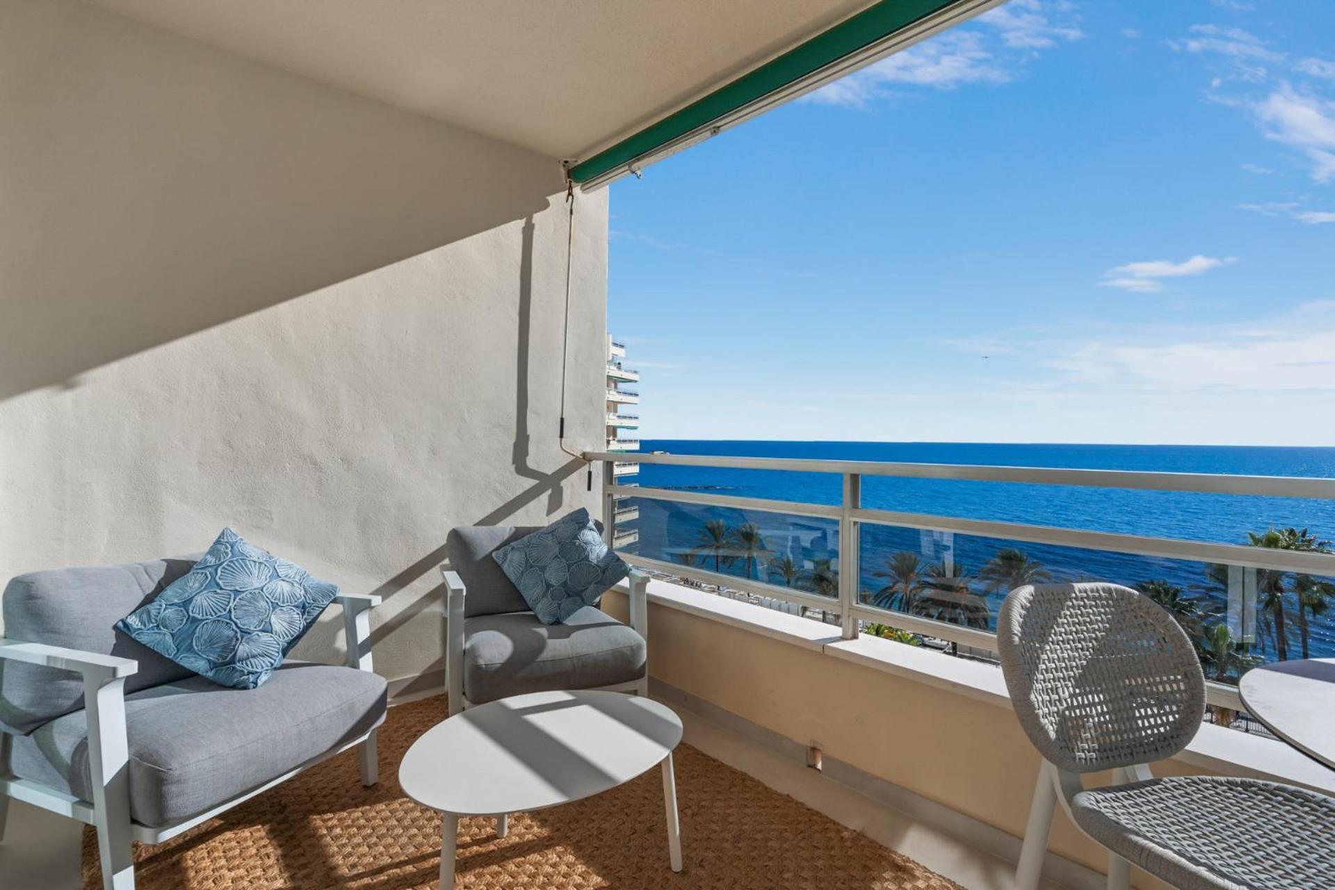 Beach Front Apartment With Pool Marbella Exterior photo